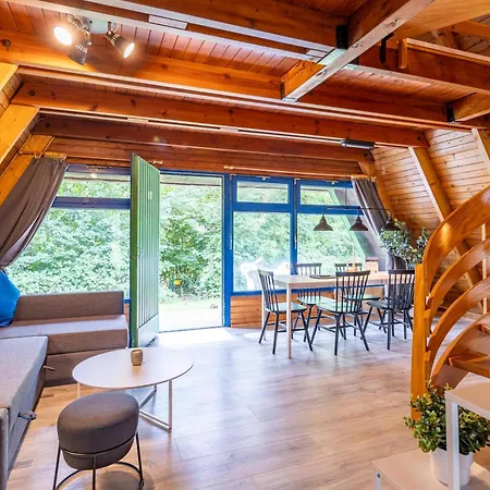 Im Nurdachstil In * Damp